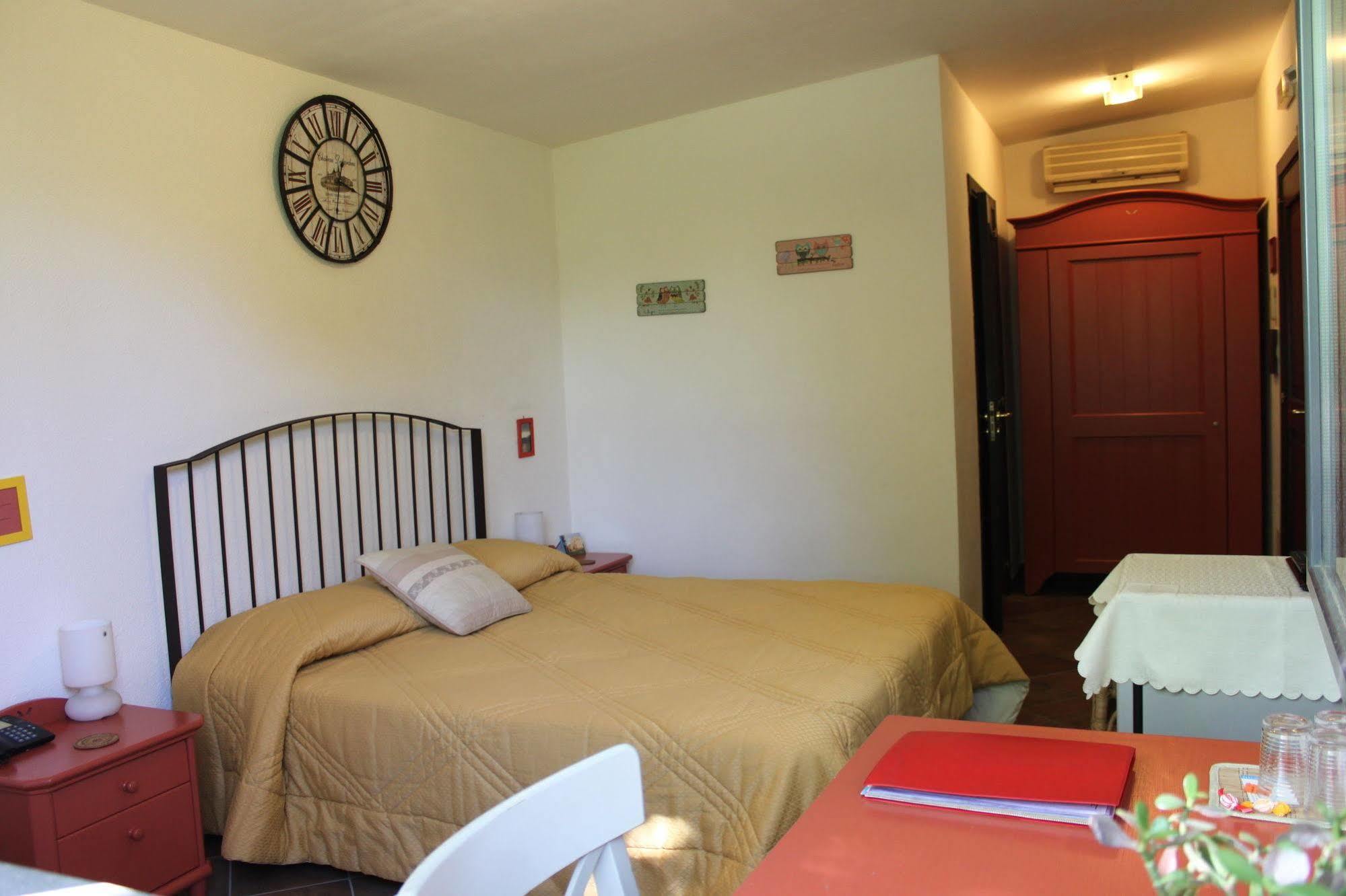 Flegrea House Aparthotel Pozzuoli Exterior photo