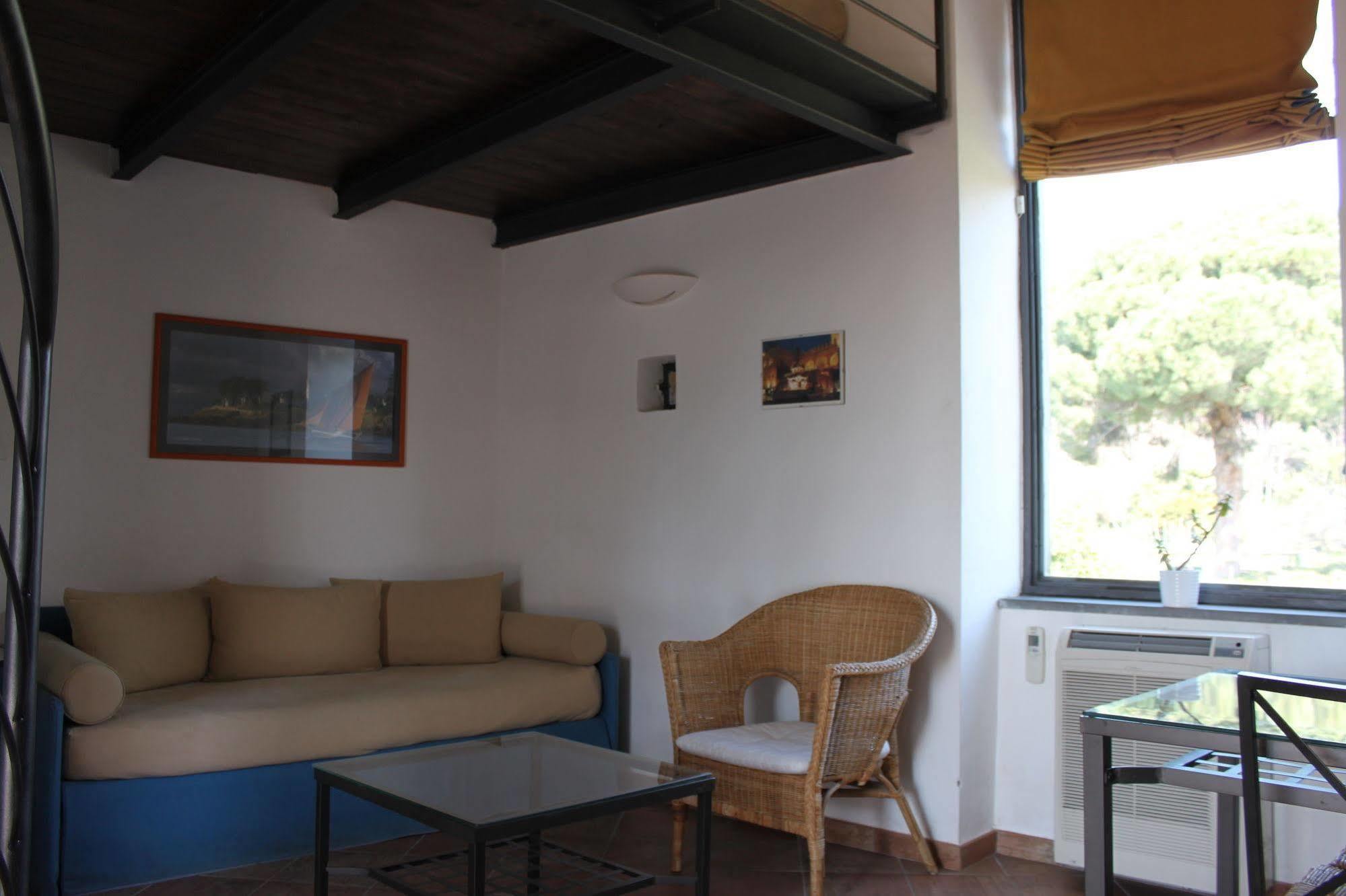 Flegrea House Aparthotel Pozzuoli Exterior photo